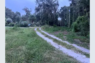 112 & 114 Grove Drive, Crescent City, FL 32112 - Photo 12