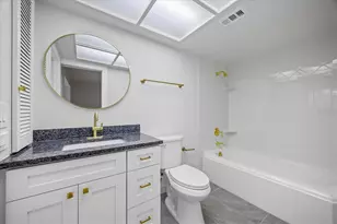 2900 Sandpiper Pl, Clearwater, FL 33762 - Photo 28