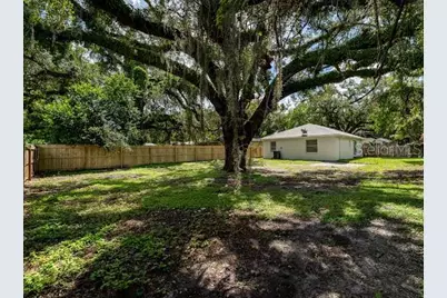 1506 E North Bay Street, Tampa, FL 33610 - Photo 28