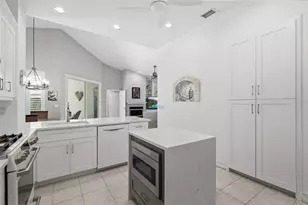 4851 Windmill Palm Terrace NE, Saint Petersburg, FL 33703 - Photo 20