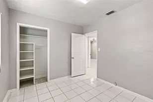 4214 W North B St, Tampa, FL 33609 - Photo 14