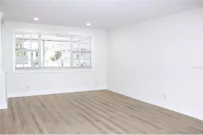 8512 Sunbeam Lane, Tampa, FL 33615 - Photo 18
