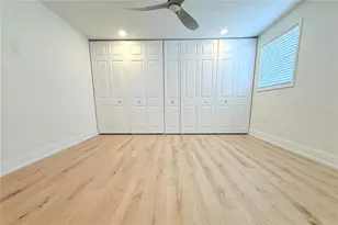 8512 Sunbeam Ln, Tampa, FL 33615 - Photo 32