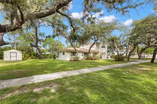 202 S Mayo St, Crystal Beach, FL 34681 - Photo 1