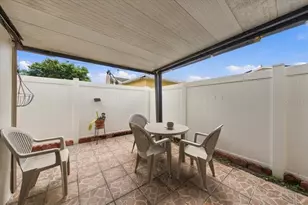 9110 Baymeadow Ct, Tampa, FL 33615 - Photo 24