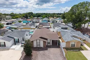 9110 Baymeadow Ct, Tampa, FL 33615 - Photo 30