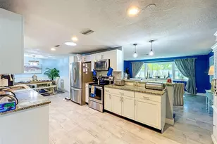 990 Lexington Dr, Dunedin, FL 34698 - Photo 48