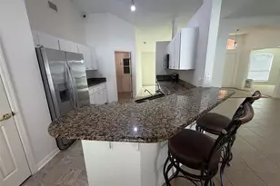 7002 Summit Cir, Winter Haven, FL 33884 - Photo 8