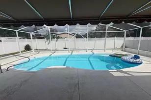 7002 Summit Cir, Winter Haven, FL 33884 - Photo 2