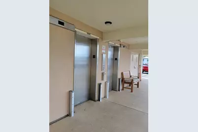 1847 Shore Drive S #204, South Pasadena, FL 33707 - Photo 2