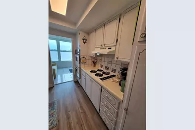 1847 Shore Drive S #204, South Pasadena, FL 33707 - Photo 8