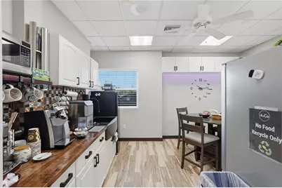 2729 State Road 580, Clearwater, FL 33761 - Photo 20