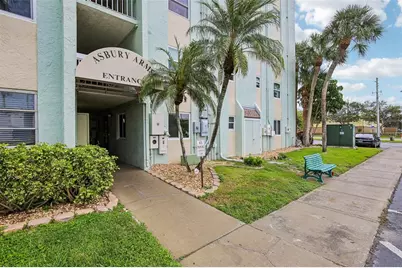 801 83rd Avenue N #511, Saint Petersburg, FL 33702 - Photo 4