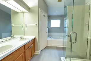 28837 Raindance Ave, Wesley Chapel, FL 33543 - Photo 20