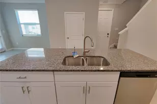 31576 Blue Passing Loop, Wesley Chapel, FL 33545 - Photo 8