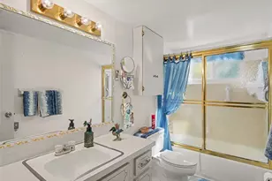 5855 Palm Ln, Bradenton, FL 34207 - Photo 10