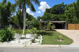 5622 Hobson St NE, Saint Petersburg, FL 33703 - Photo 2