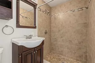 3470 8th Ave N, Saint Petersburg, FL 33713 - Photo 18