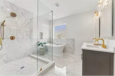 3310 W Wyoming Avenue, Tampa, FL 33611 - Photo 12