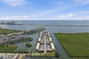 8811 Bay Pointe Dr, Tampa, FL 33615 - Photo 26