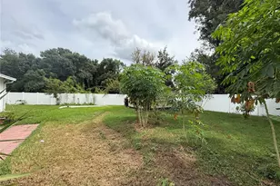 1664 Settlers Creek Way, Lakeland, FL 33810 - Photo 32