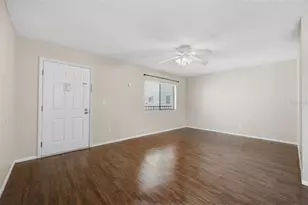 3300 Fox Chase Circle N, Palm Harbor, FL 34683 - Photo 4