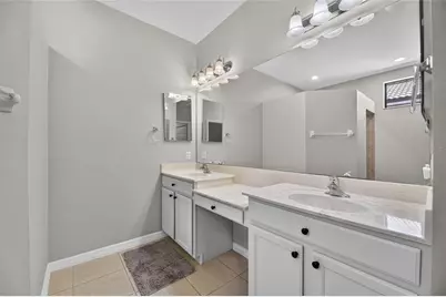 5804 Hidden Falls Lane, Apollo Beach, FL 33572 - Photo 38