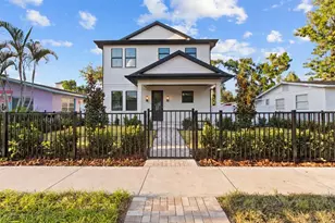 1025 Melrose Ave S, Saint Petersburg, FL 33705 - Photo 1