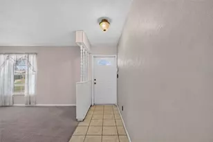 3312 W Burke St, Tampa, FL 33614 - Photo 6