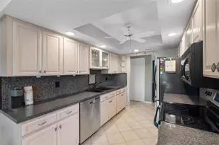 1325 Idlewood Dr, Sun City Center, FL 33573 - Photo 20