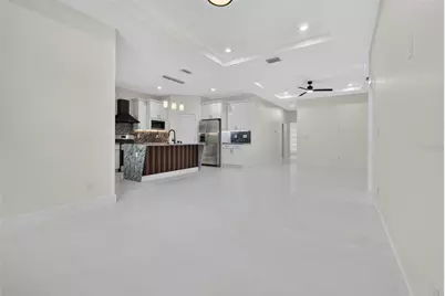 613 W Valencia Street, Lakeland, FL 33805 - Photo 14