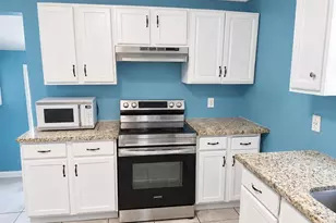 10115 N 14th St, Tampa, FL 33612 - Photo 8