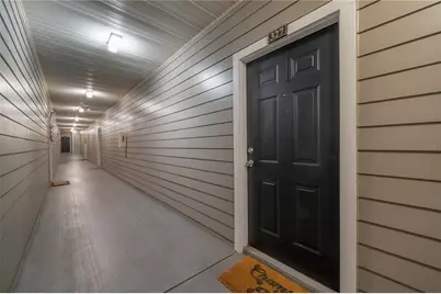 800 S Dakota Avenue #327, Tampa, FL 33606 - Photo 2