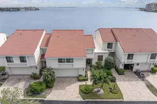 5668 Escondida Blvd S, Saint Petersburg, FL 33715 - Photo 2