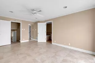 5668 Escondida Blvd S, Saint Petersburg, FL 33715 - Photo 30