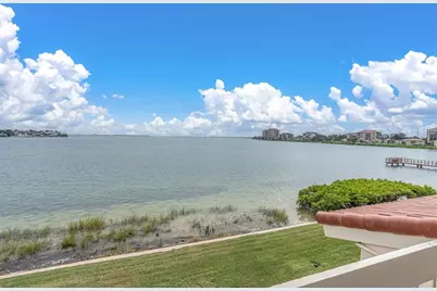 5668 Escondida Boulevard S, Saint Petersburg, FL 33715 - Photo 32