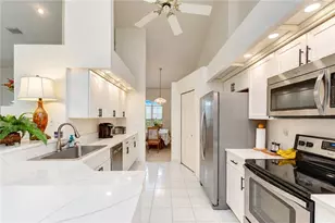 2255 Eagle Bluff Dr, Valrico, FL 33596 - Photo 8