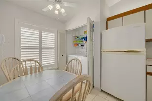 3185 Charter Club Dr, Tarpon Springs, FL 34688 - Photo 12