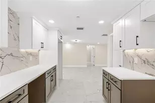 3041 Holiday Lake Dr, Holiday, FL 34691 - Photo 10