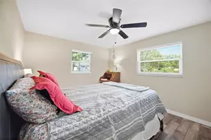 38123 10th Ave, Zephyrhills, FL 33542 - Photo 18