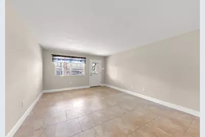 6025 Shore Boulevard S #107, Gulfport, FL 33707 - Photo 8