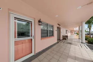 6025 Shore Blvd S, Gulfport, FL 33707 - Photo 4