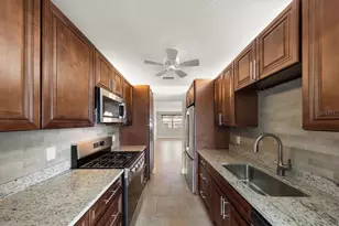 6025 Shore Blvd S, Gulfport, FL 33707 - Photo 12