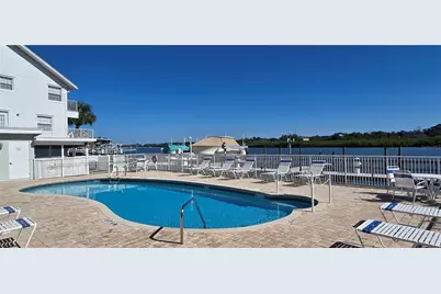 19201 Vista Lane #D2, Indian Shores, FL 33785 - Photo 18