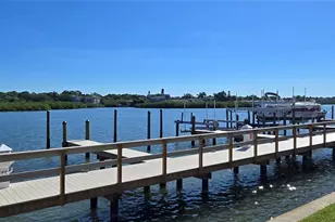 19201 Vista Ln, Indian Shores, FL 33785 - Photo 8