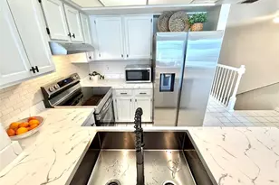 19201 Vista Ln, Indian Shores, FL 33785 - Photo 16