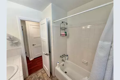 2142 NE 17th Avenue, Wilton Manors, FL 33305 - Photo 16