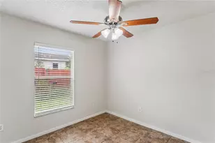 8405 N 37th St, Tampa, FL 33604 - Photo 14