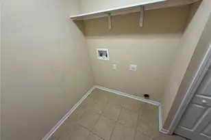 12669 Belcroft Dr, Riverview, FL 33579 - Photo 8