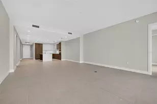 275 1st Ave S, Saint Petersburg, FL 33701 - Photo 16
